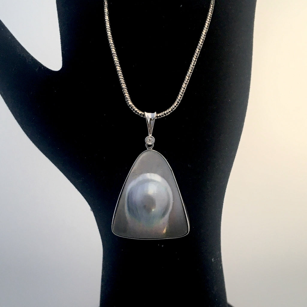 14k white gold South Sea Mabe Blister Pearl Enhancer Pendant